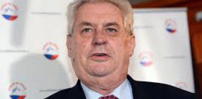 Češki predsjednik: zašto velom skrivati ljepotu žene? Češki predsjednik: zašto velom skrivati ljepotu žene?