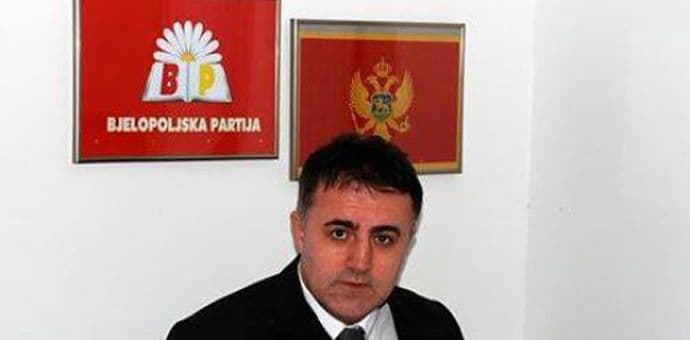 BP: Policajac koji je fizički napadnut treba da bude unaprijeđen BP: Policajac koji je fizički napadnut treba da bude unaprijeđen