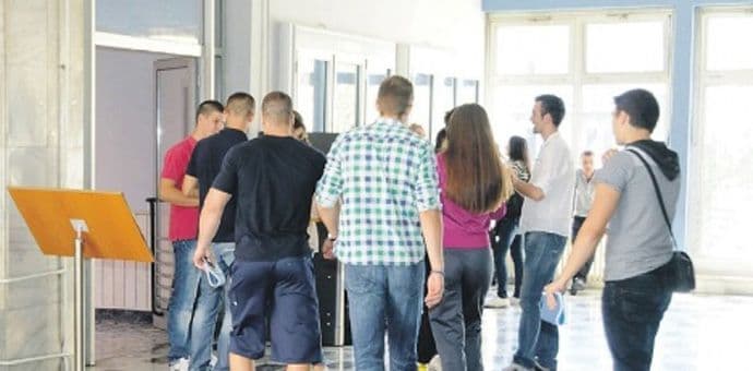 Prijavljeno preko 3.400 mjesta za Program stručnog osposobljavanja visokoškolaca Prijavljeno preko 3.400 mjesta za Program stručnog osposobljavanja visokoškolaca