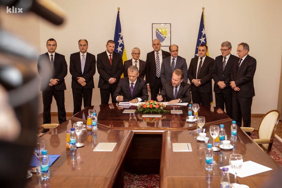 BiH:Potpisana koalicija između SDA i SBB BiH:Potpisana koalicija između SDA i SBB