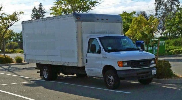 Zaposlen u Googleu, a živi u kamionu Zaposlen u Googleu, a živi u kamionu