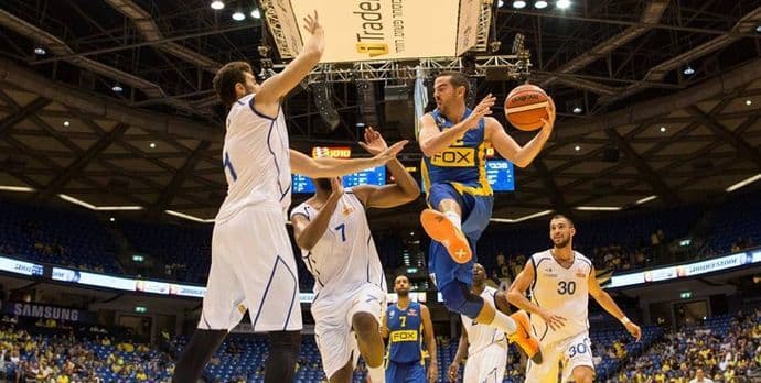 Realova slamka spasa, Ročesti ide Sasariju Realova slamka spasa, Ročesti ide Sasariju