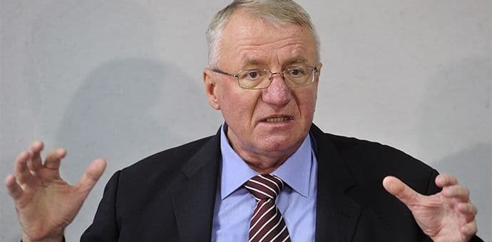 ŠEŠELJ: Cetinje će jedne noći u četničke ruke doći  ŠEŠELJ: Cetinje će jedne noći u četničke ruke doći