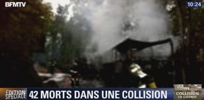 Tragedija u Francuskoj: U sudaru kamiona i autobusa poginule najmanje 42 osobe Tragedija u Francuskoj: U sudaru kamiona i autobusa poginule najmanje 42 osobe