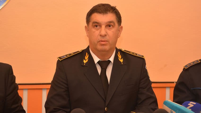 MUP BiH: Božidar Cicmil je ubijen iz oružja kalibra 7,65 mm, pet osoba privedeno MUP BiH: Božidar Cicmil je ubijen iz oružja kalibra 7,65 mm, pet osoba privedeno