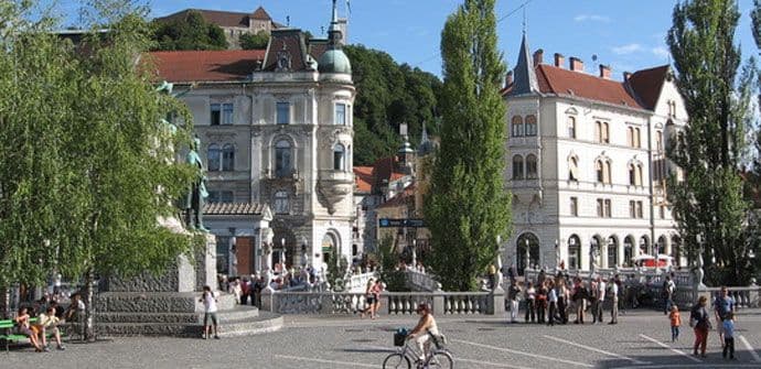 Slovenija može na referendum o istopolnim brakovima Slovenija može na referendum o istopolnim brakovima