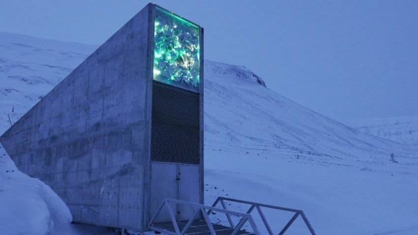 Zavirite u "sef" na Arktiku u kojem se čuva budućnost Zemlje (VIDEO) Zavirite u "sef" na Arktiku u kojem se čuva budućnost Zemlje (VIDEO)