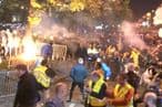 562c0d79-727c-40c0-8e34-6f82b0765237-napad-demonstranata-na-policiju-2410-2015-005.jpg 562c0d79-727c-40c0-8e34-6f82b0765237-napad-demonstranata-na-policiju-2410-2015-005.jpg
