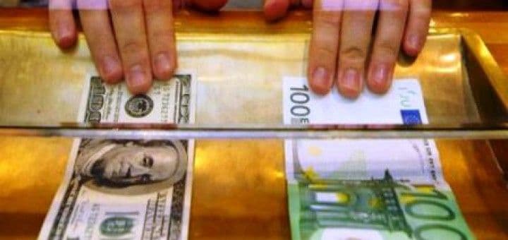 Euro prema dolaru potonuo 2,9 odsto    Euro prema dolaru potonuo 2,9 odsto