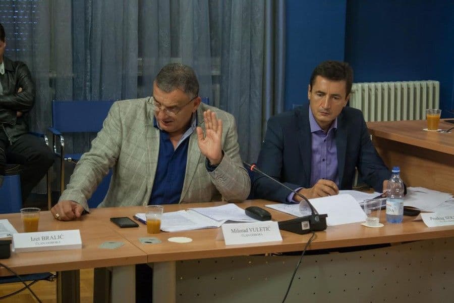 DPS podržava skidanje imuniteta Mandiću i Radunoviću DPS podržava skidanje imuniteta Mandiću i Radunoviću