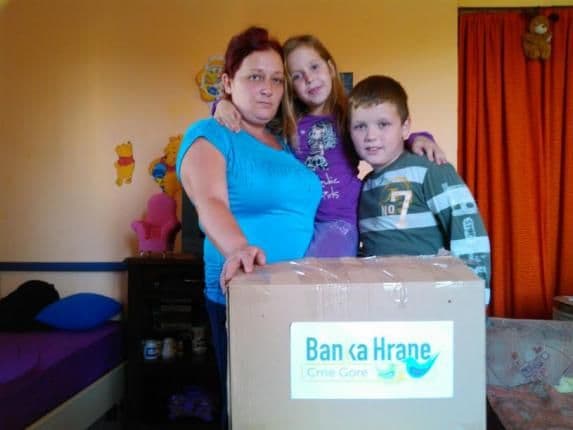 Nermini i njenoj djeci potrebna hitna pomoć Nermini i njenoj djeci potrebna hitna pomoć