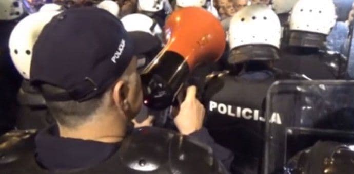 SINDIKAT UP: Pojedinačni slučajevi bacaju mrlju na korektno postupanje policije SINDIKAT UP: Pojedinačni slučajevi bacaju mrlju na korektno postupanje policije