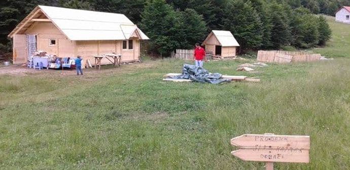 Renovirani katuni u tradicionalnom stilu  Renovirani katuni u tradicionalnom stilu