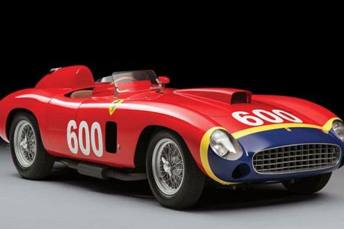 Fanđov Ferari oglašen na prodaju (FOTO) Fanđov Ferari oglašen na prodaju (FOTO)