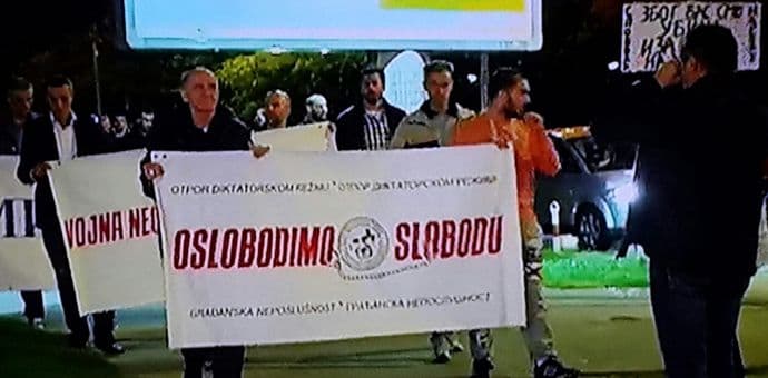 Pokret "Sloboda narodu" organizovao protest u Podgorici Pokret "Sloboda narodu" organizovao protest u Podgorici