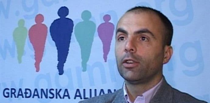 RAONIĆ: Pohapsiti huligane, policija je bila brutalna nakon razbijanja protesta RAONIĆ: Pohapsiti huligane, policija je bila brutalna nakon razbijanja protesta