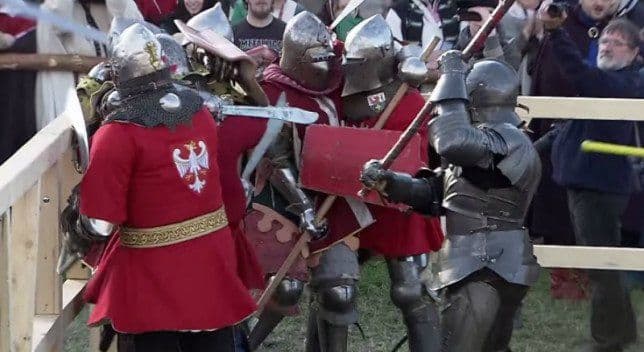 Australija ukinula titule vitezova i dama Australija ukinula titule vitezova i dama