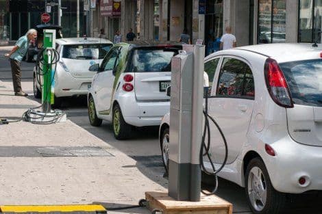 Britanski naučnici rade na novoj vrsti baterija za elektromobile Britanski naučnici rade na novoj vrsti baterija za elektromobile