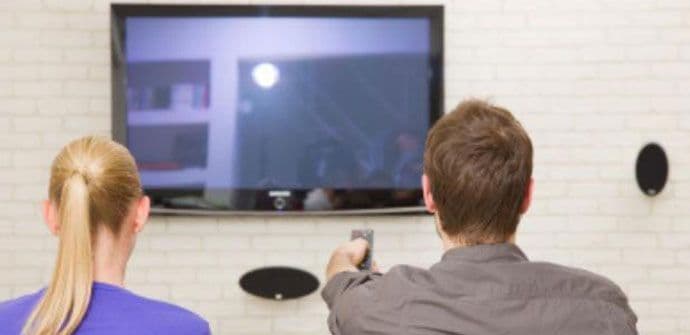 Gledanje televizije vas ubija na osam različitih načina Gledanje televizije vas ubija na osam različitih načina