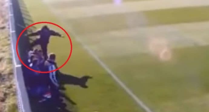 VIDEO: Trener tukao dječaka zbog loše igre! VIDEO: Trener tukao dječaka zbog loše igre!