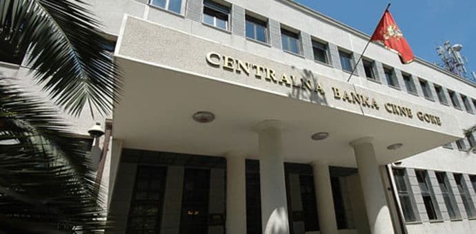 Devet od 14 banaka poslovalo sa profitom Devet od 14 banaka poslovalo sa profitom