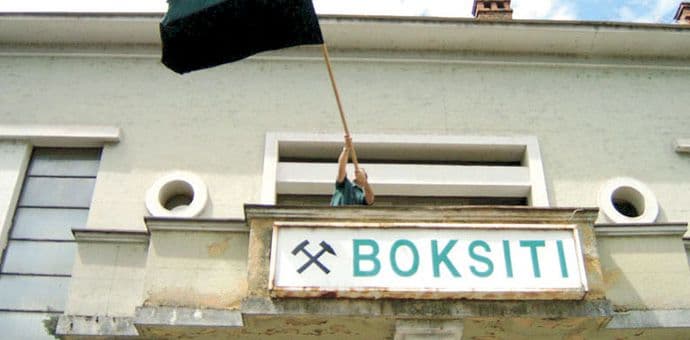 Radnici očekuju ponovno zapošljavanje u Boksitima Radnici očekuju ponovno zapošljavanje u Boksitima