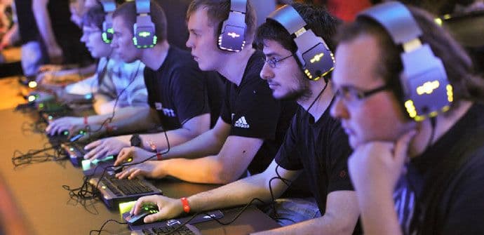 Ugovor od milion dolara za profesionalni gejmerski tim Ugovor od milion dolara za profesionalni gejmerski tim