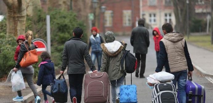 Na Balkanu centri za primanje zahtjeva azilanata? Na Balkanu centri za primanje zahtjeva azilanata?