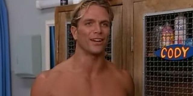 Žene su ga obožavale u "Čuvarima plaže", a pogledajte kako danas izgleda Žene su ga obožavale u "Čuvarima plaže", a pogledajte kako danas izgleda