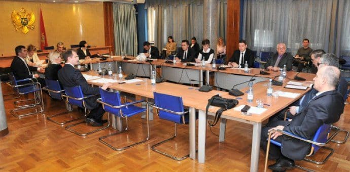 ADMINISTRATIVNI ODBOR: O ukidanju imuniteta u ponedjeljak ADMINISTRATIVNI ODBOR: O ukidanju imuniteta u ponedjeljak