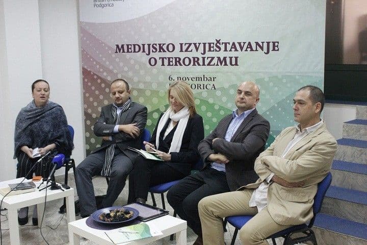 MEDIJI U REGIONU: Novinari olako povezuju terorizam s religijom MEDIJI U REGIONU: Novinari olako povezuju terorizam s religijom