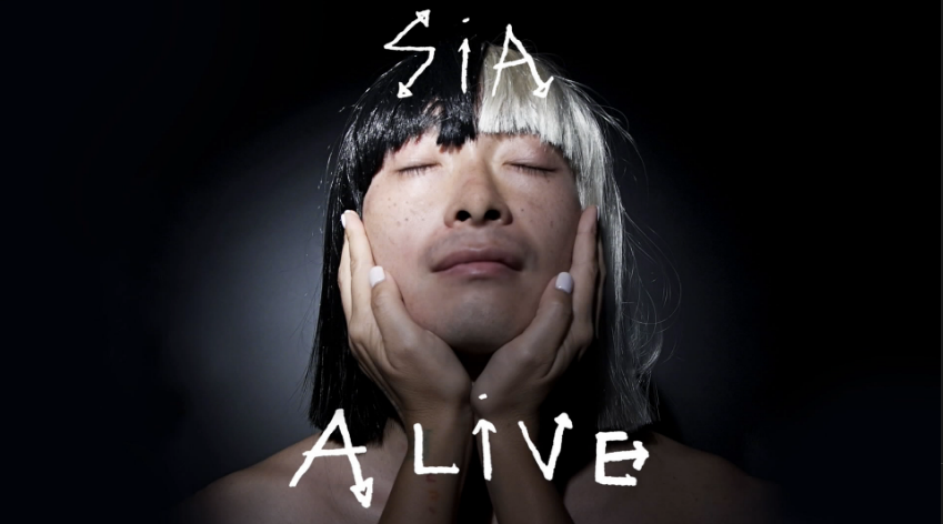 Hit sa novog albuma: Sia objavila spot za pjesmu "Alive" Hit sa novog albuma: Sia objavila spot za pjesmu "Alive"