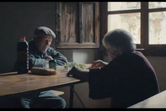 Supružnici žive sami u napuštenom gradu već 45 godina Supružnici žive sami u napuštenom gradu već 45 godina