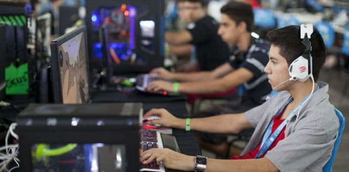 Velika Britanija: Brzi internet od najmanje 10 Mb/s postaje osnovno ljudsko pravo Velika Britanija: Brzi internet od najmanje 10 Mb/s postaje osnovno ljudsko pravo