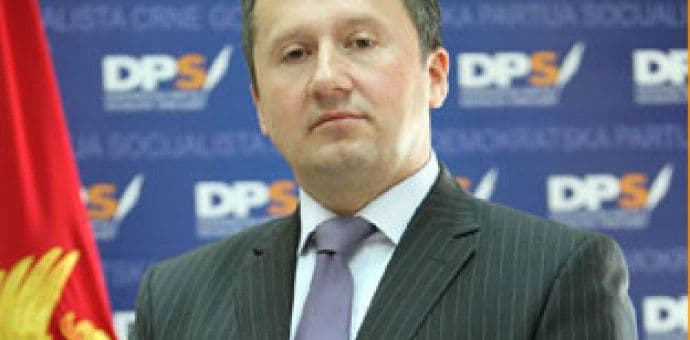 BLOG MULIĆA: Kroz dva projekta MUP će dobiti preko milion eura pomoći od NATO-a BLOG MULIĆA: Kroz dva projekta MUP će dobiti preko milion eura pomoći od NATO-a