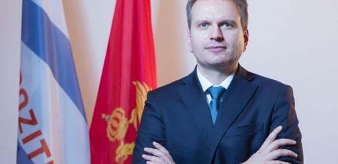 Perić: Bez političke volje da se povede rasprava o cijeni udžbenika i troškovima ishrane u vrtićima Perić: Bez političke volje da se povede rasprava o cijeni udžbenika i troškovima ishrane u vrtićima