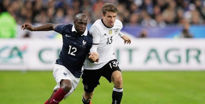 Tragedija Lasane Dijare dok je igrao sa Njemačkom Tragedija Lasane Dijare dok je igrao sa Njemačkom