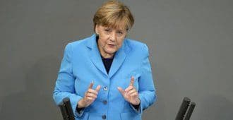 Merkel: Smanjićemo priliv migranata Merkel: Smanjićemo priliv migranata