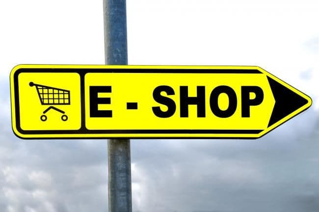 Svaki treći Crnogorac kupuje preko interneta Svaki treći Crnogorac kupuje preko interneta