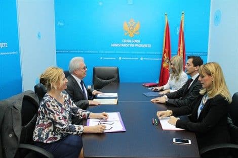 Reforma engleskog jezika da pruži nove smjernice u nastavi  Reforma engleskog jezika da pruži nove smjernice u nastavi