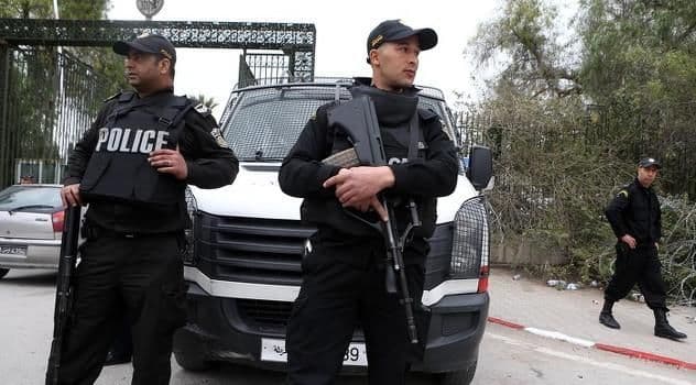 Tunis: Spriječen veliki teroristički napad, uhapšeno 17 islamista Tunis: Spriječen veliki teroristički napad, uhapšeno 17 islamista