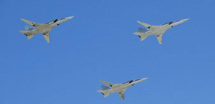 Intenzivni napadi francuskih aviona na Raku Intenzivni napadi francuskih aviona na Raku