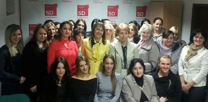 Fatima Mehović predsjednica Foruma žena Socijaldemokrata Bijelo Polje Fatima Mehović predsjednica Foruma žena Socijaldemokrata Bijelo Polje