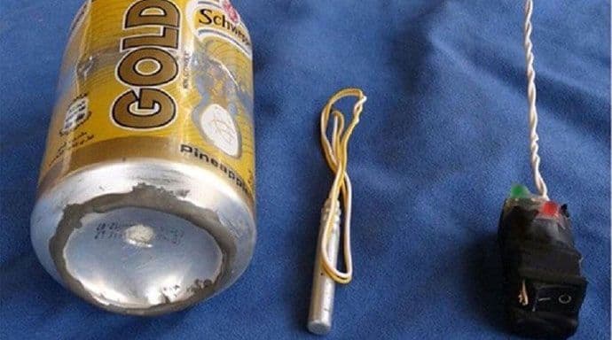 Islamska država tvrdi da je ovom napravom srušen ruski avion Islamska država tvrdi da je ovom napravom srušen ruski avion