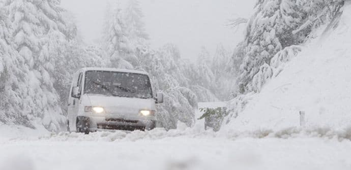 SNIJEŽNA OLUJA: Danas sunčano, za vikend snijeg SNIJEŽNA OLUJA: Danas sunčano, za vikend snijeg