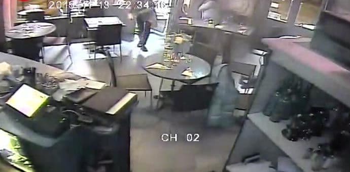 Objavljen video napada na kafić kod Bataklana Objavljen video napada na kafić kod Bataklana