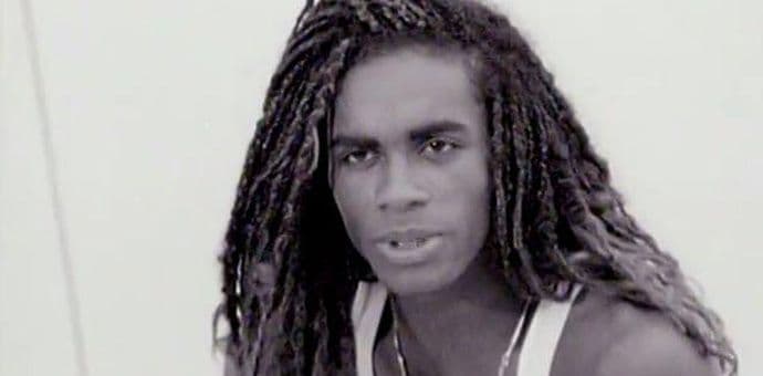 Prije tačno 20 godina se desio najveći skandal u istoriji pop muzike Prije tačno 20 godina se desio najveći skandal u istoriji pop muzike