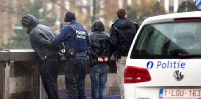 BRISEL: Vojska na ulicama, snajperi na krovovima zbog prijetnje terorista BRISEL: Vojska na ulicama, snajperi na krovovima zbog prijetnje terorista