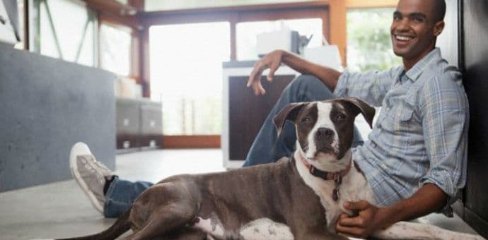 Privlačniji muškarci koji imaje pse! Privlačniji muškarci koji imaje pse!