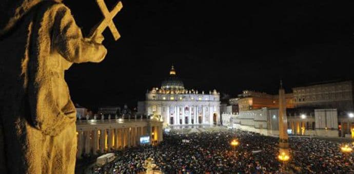 Vatikan podigao optužnice protiv pet osoba u aferi Vatiliksa Vatikan podigao optužnice protiv pet osoba u aferi Vatiliksa